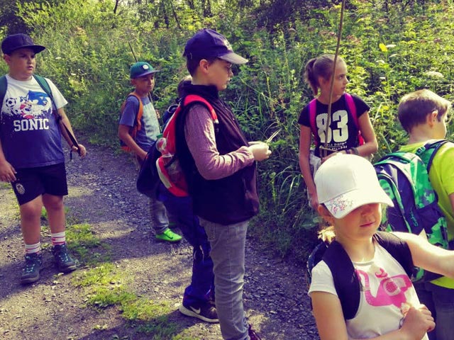 Foto-Galerie_bushcraft-sauerland_kindergeburtstag_im_wald_4_640x480