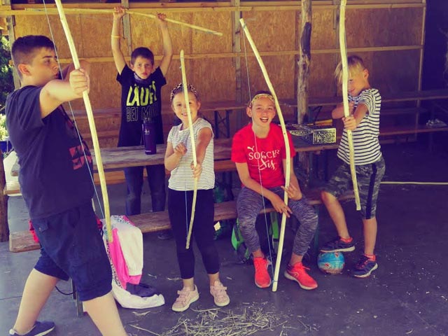 Foto-Galerie_bushcraft-sauerland_kindergeburtstag_im_wald_5_640x480